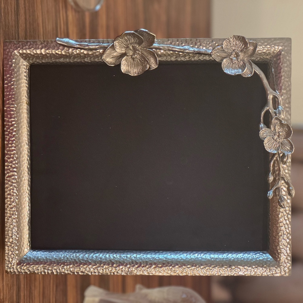 NWOT Michael Aram 8” x 10” Silver Orchid Collection Elegant &Large Picture Frame - Picture 5 of 7